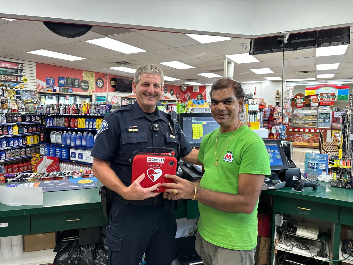 Kenny AED Donation